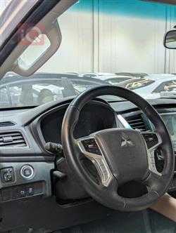 میتسوبیشی پاجیرۆ